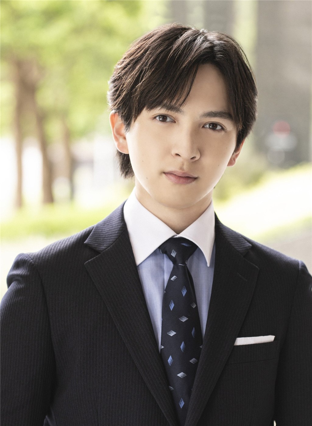 主演・吉田仁人の発表写真。藤崎真白を演じます。
